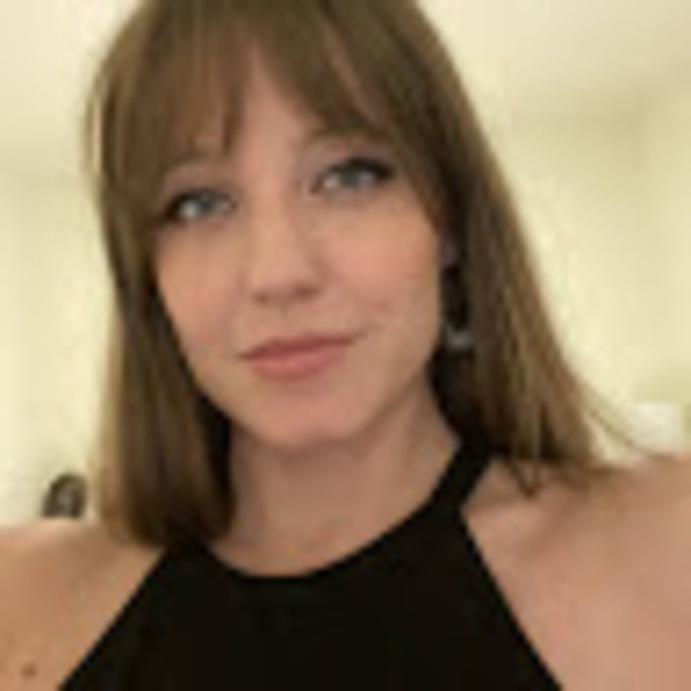 Meet your Posher, Leslie